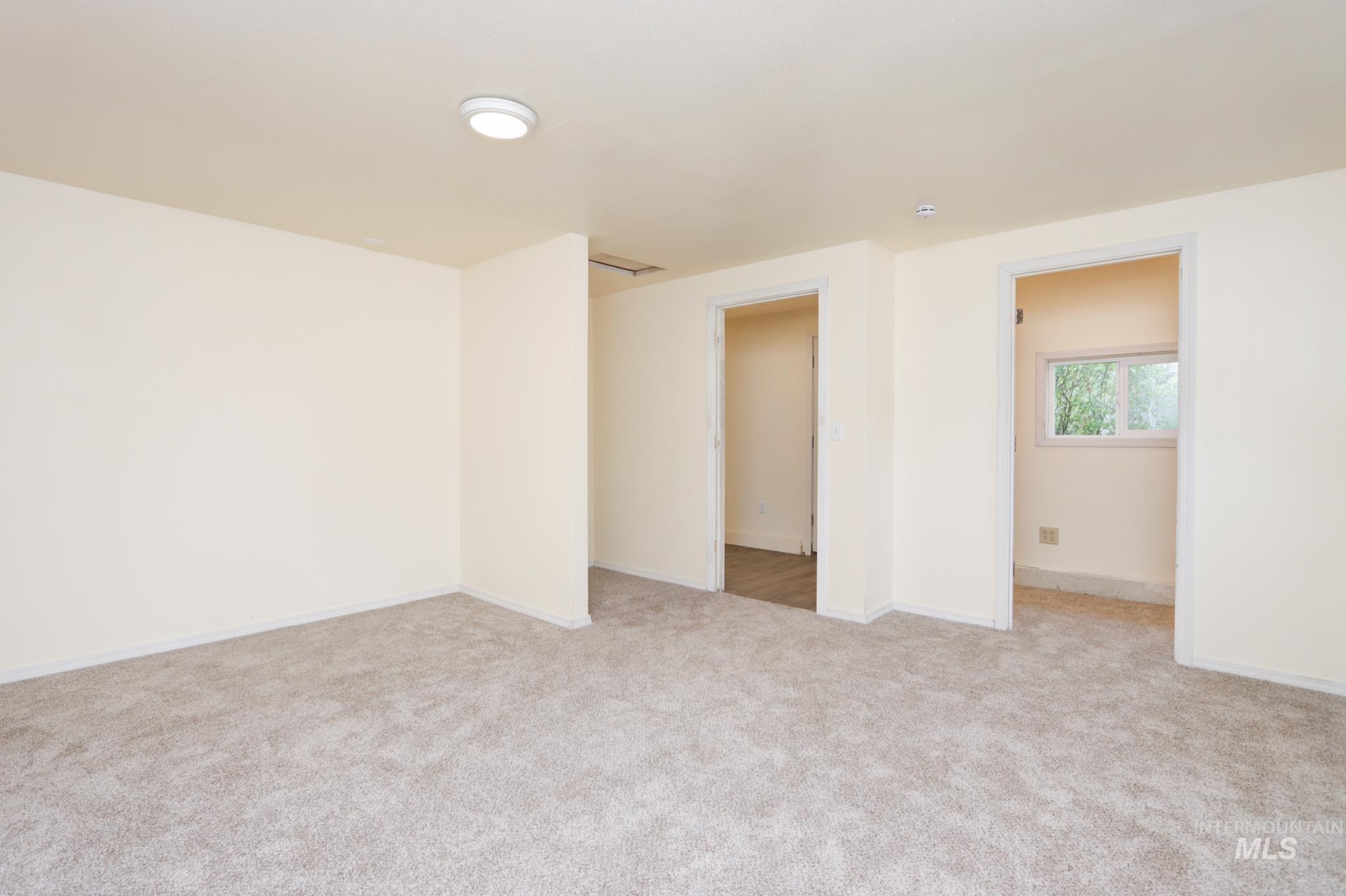 288 & 290 Hillcrest Dr Property Photo 33