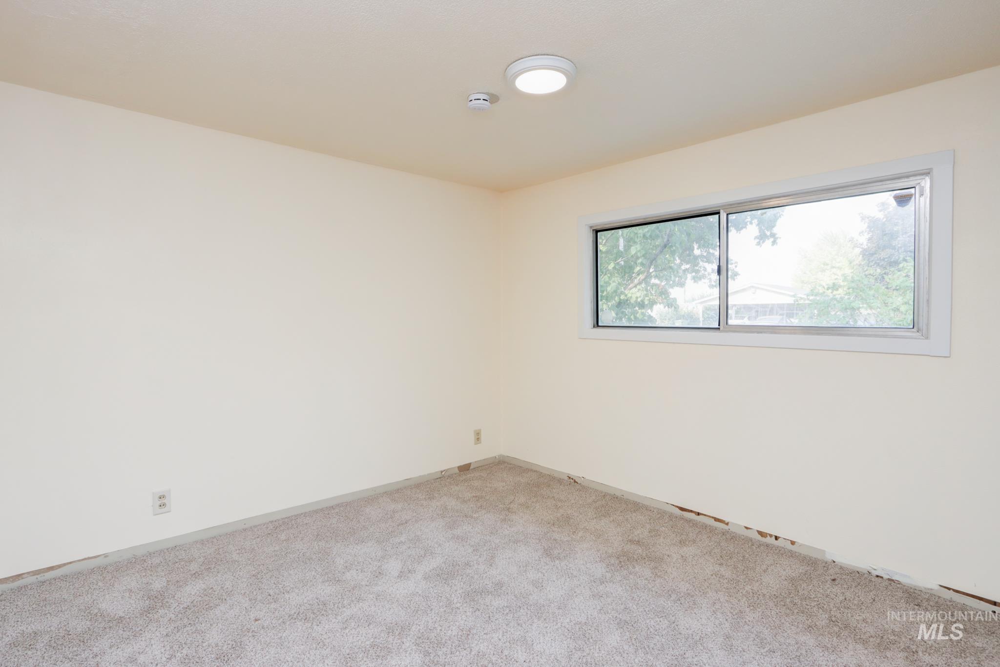 288 & 290 Hillcrest Dr Property Photo 38