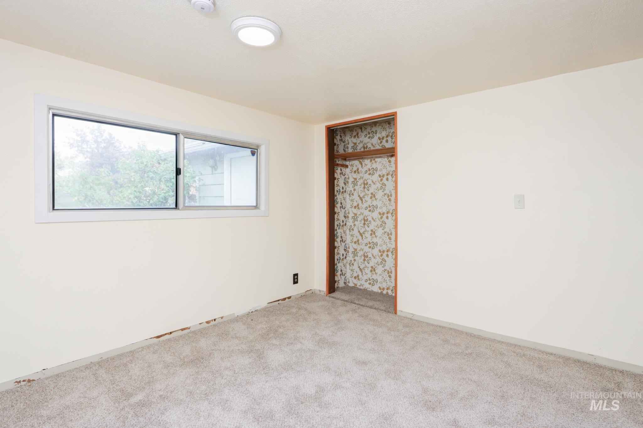 288 & 290 Hillcrest Dr Property Photo 39