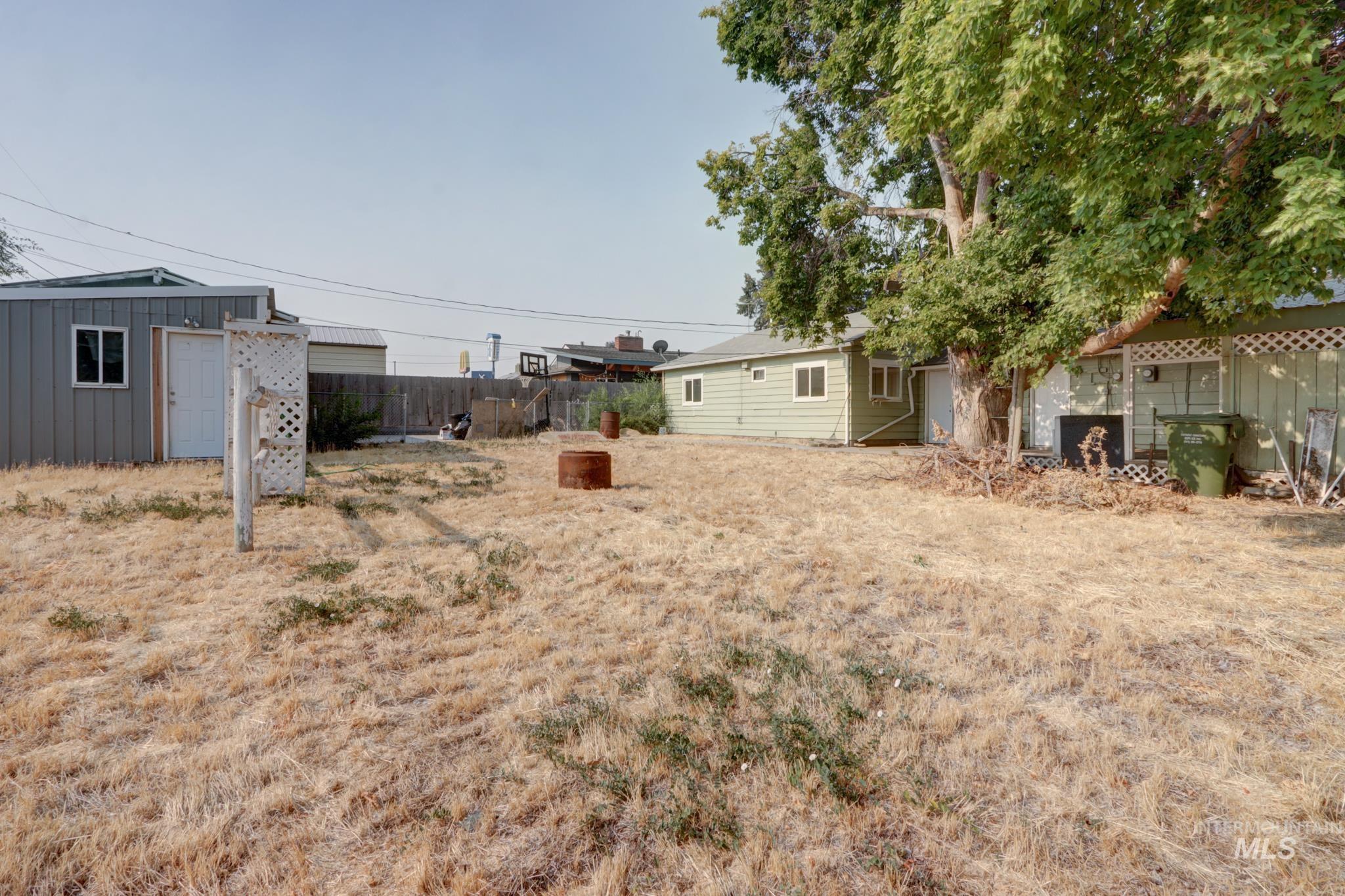 288 & 290 Hillcrest Dr Property Photo 49
