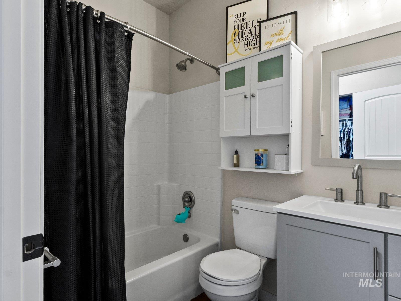 67 Wapiti Ct. Property Photo 33