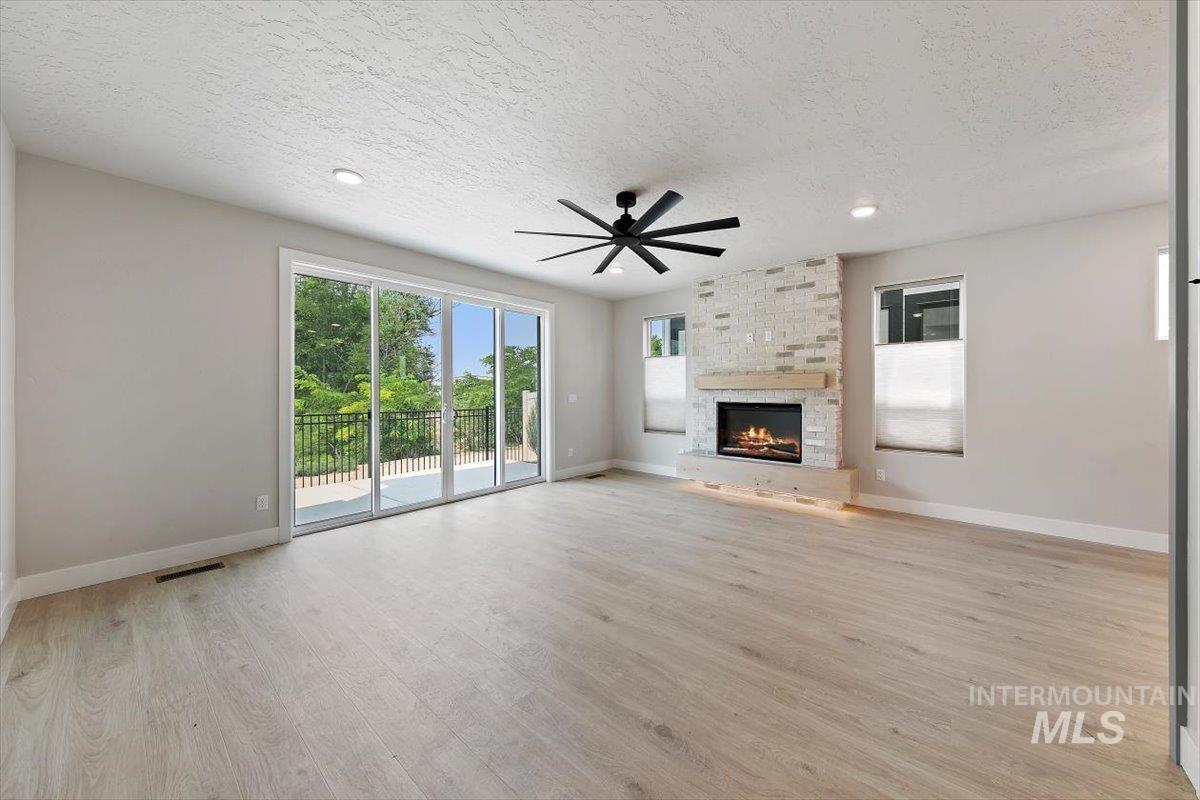45 N Feather Reed Ave. Property Photo 15