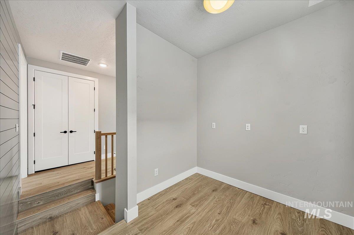 45 N Feather Reed Ave. Property Photo 22