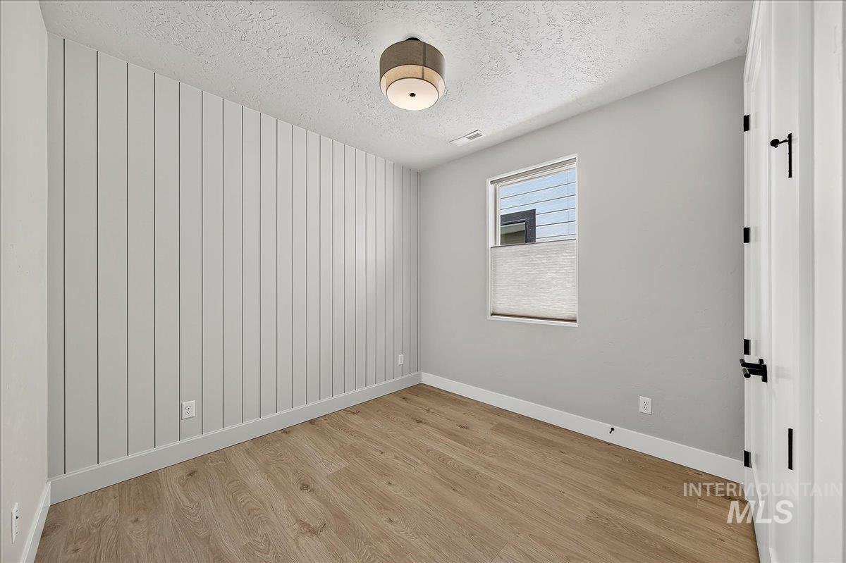 45 N Feather Reed Ave. Property Photo 33