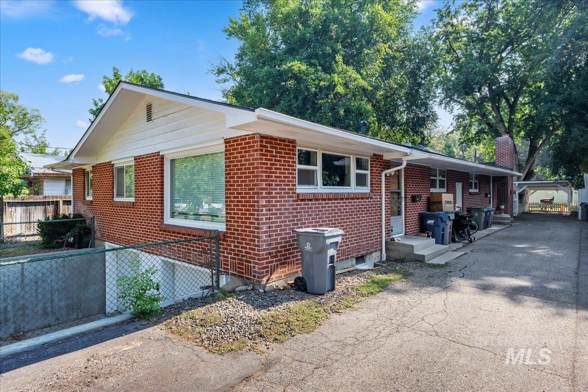 1206 S Owyhee St. Property Photo 1