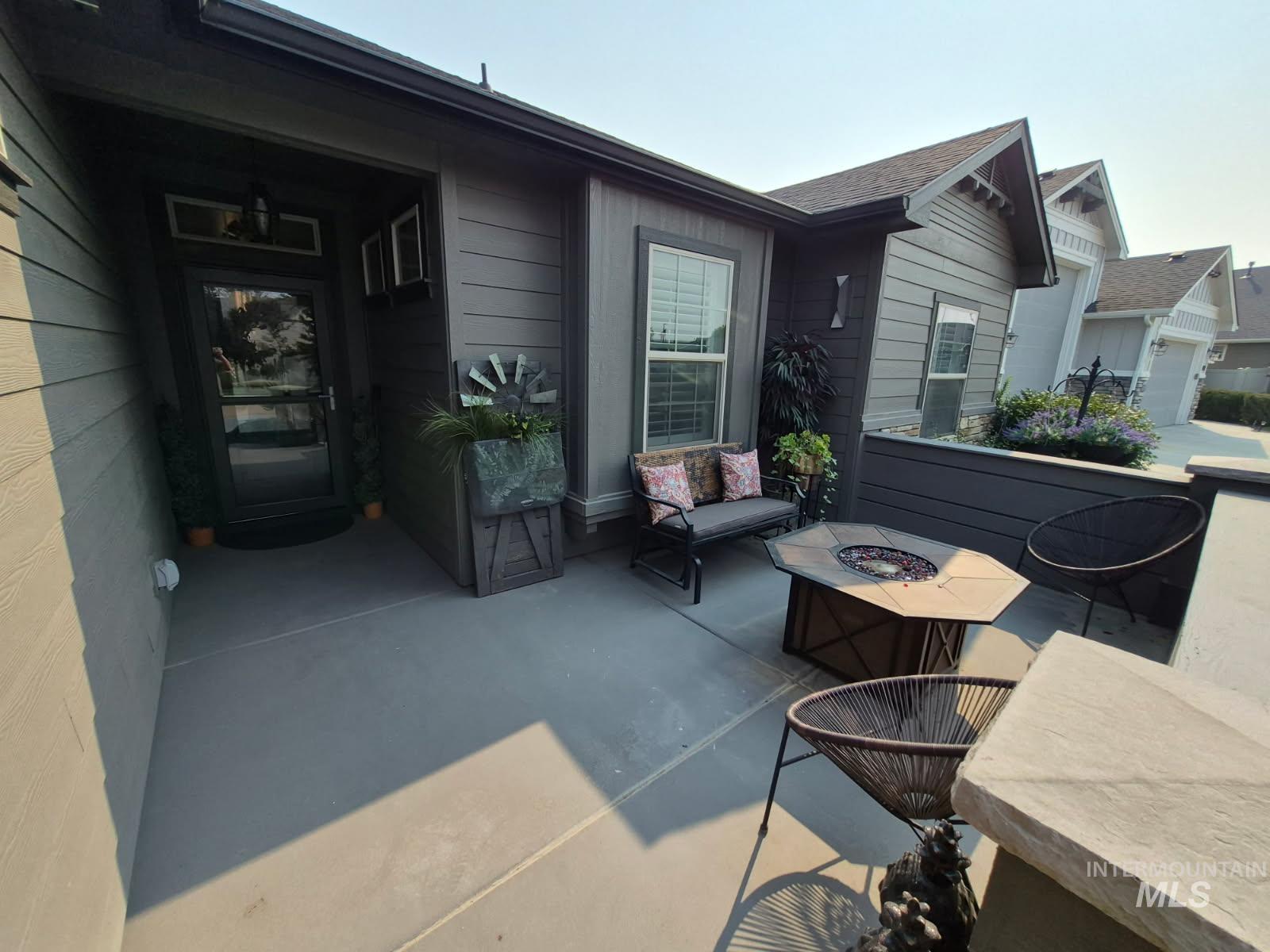 4805 Middlesboro Way Property Photo 17
