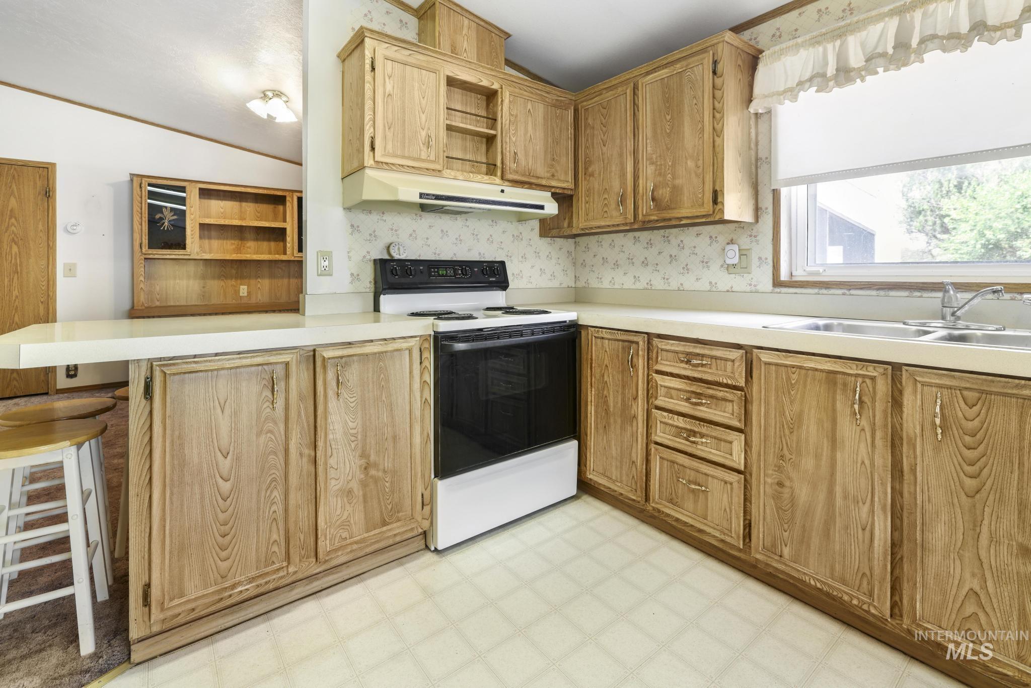 1506 E 4150 N Property Photo 10
