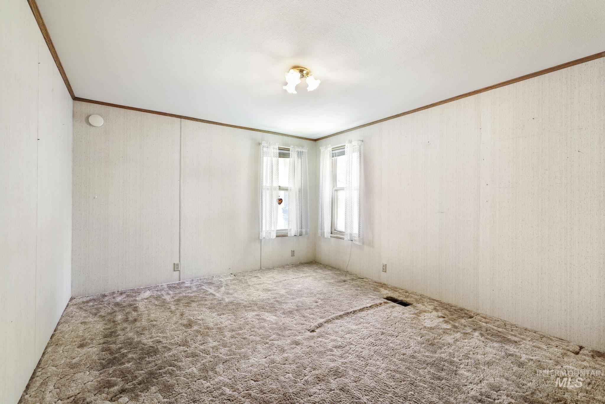 1506 E 4150 N Property Photo 19