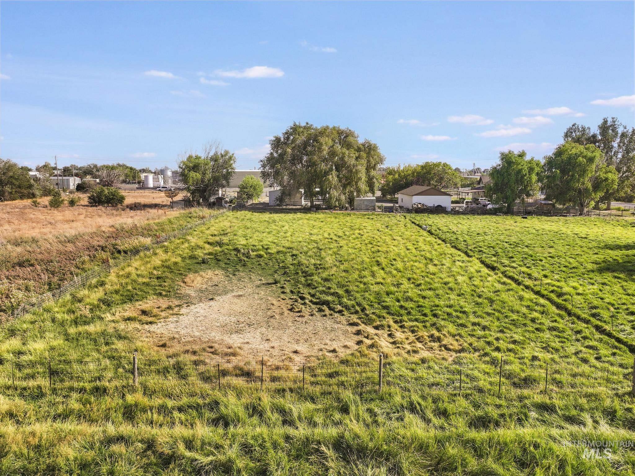 1506 E 4150 N Property Photo 29