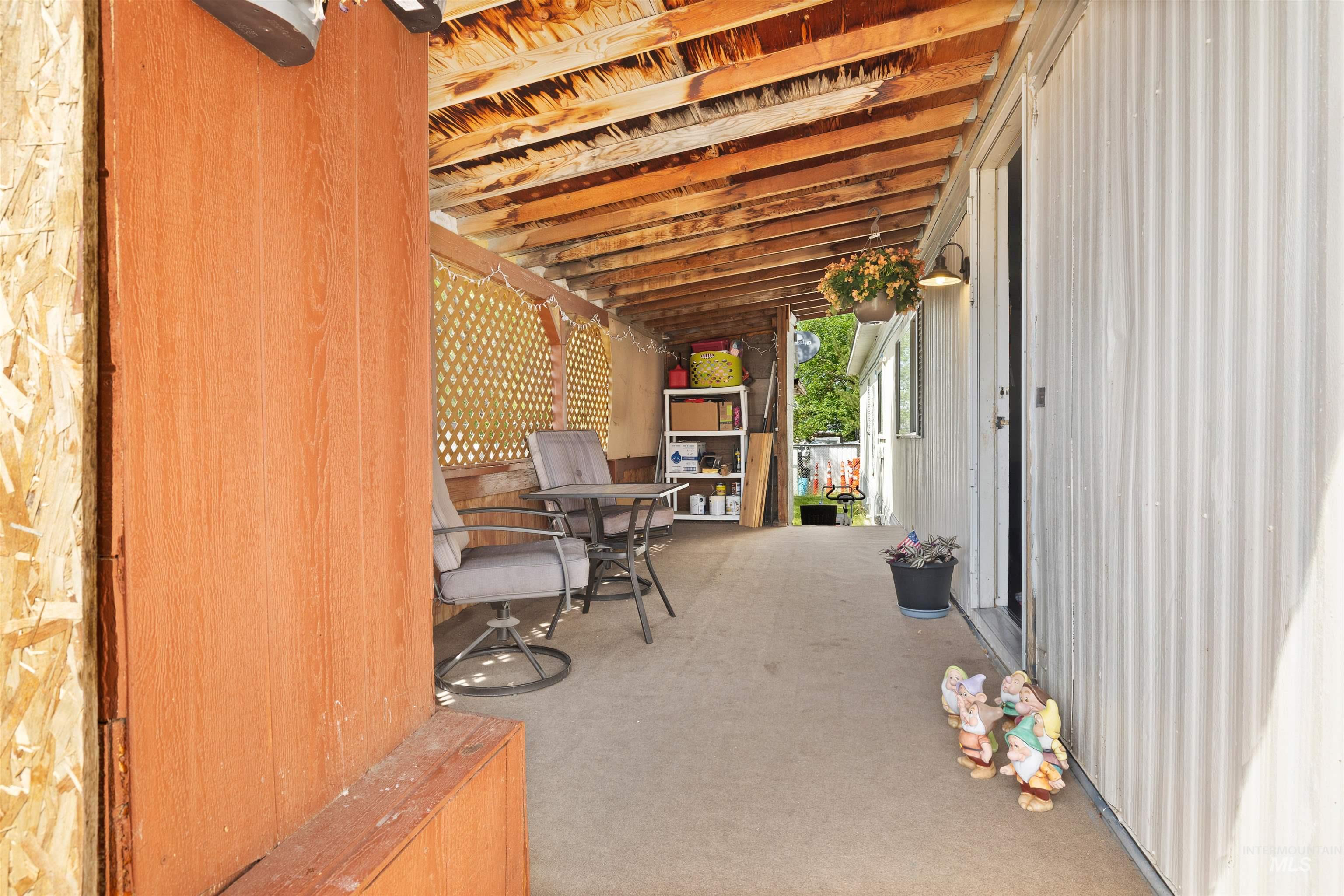198 South Hills Rd Property Photo 12