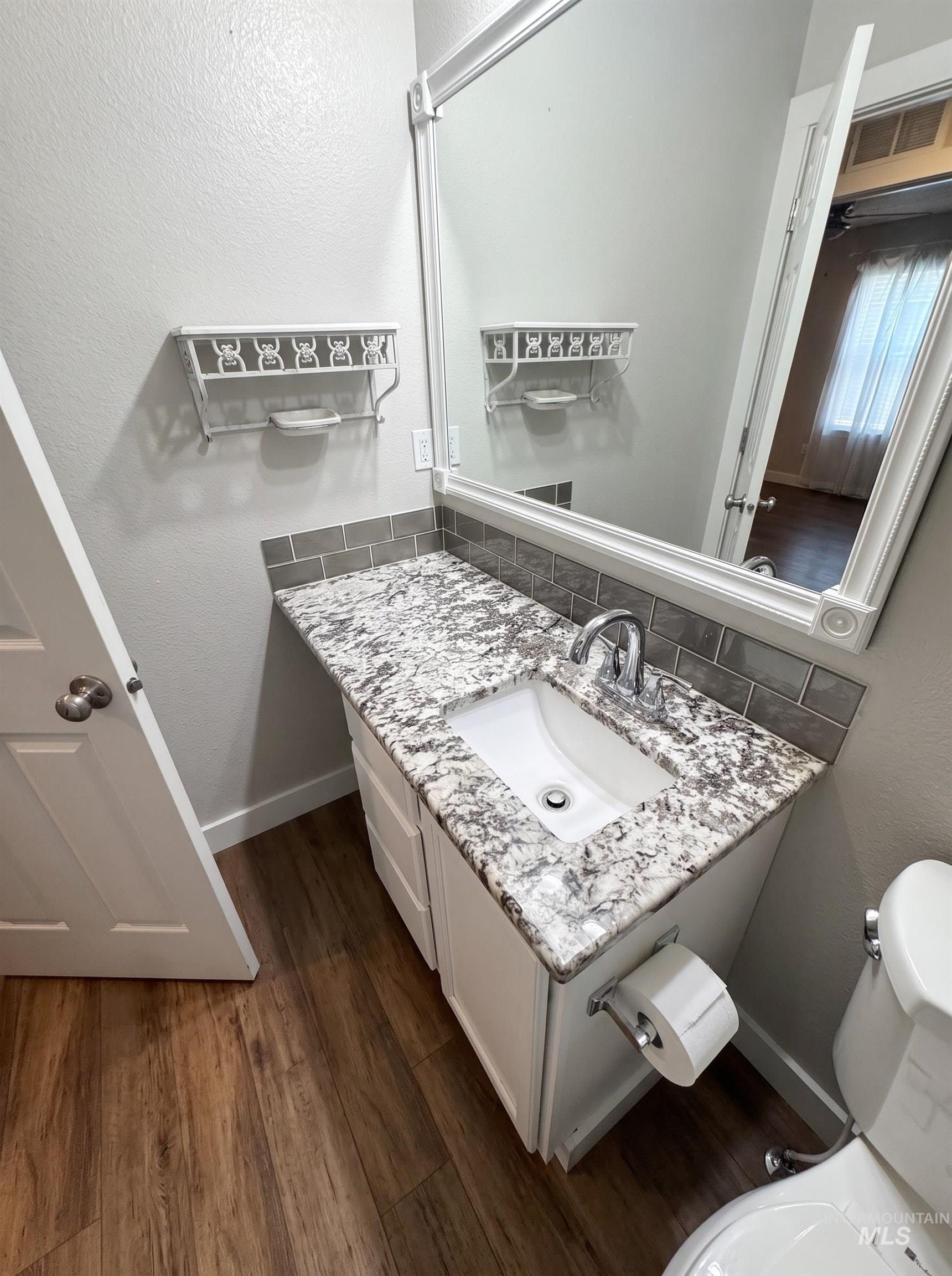 543 Forty Niner Ct Property Photo 19