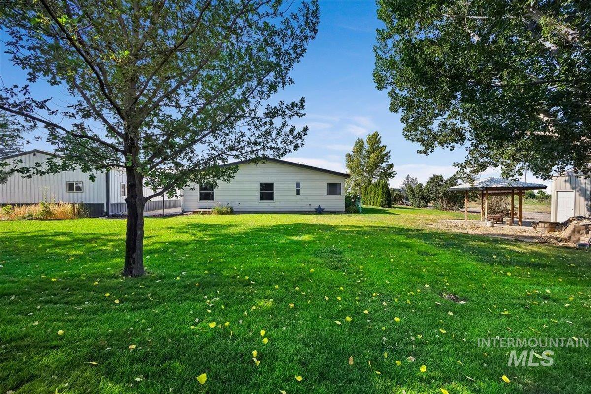 2048 E 3050 S Property Photo 33