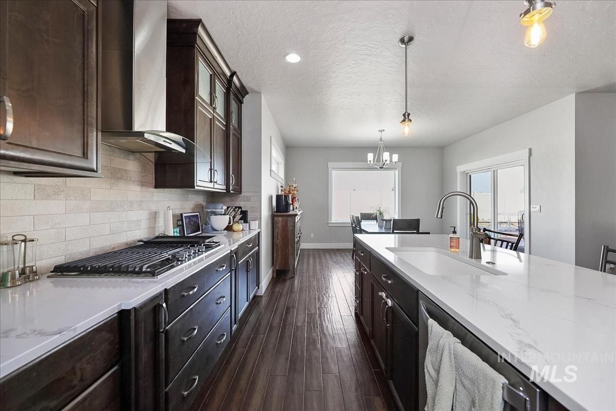 2334 N Van Dyke Property Photo 14