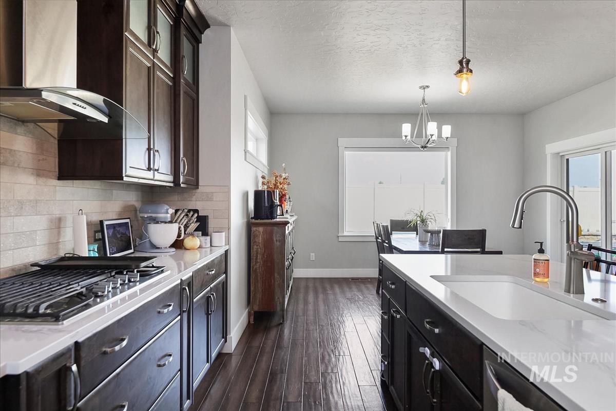 2334 N Van Dyke Property Photo 15