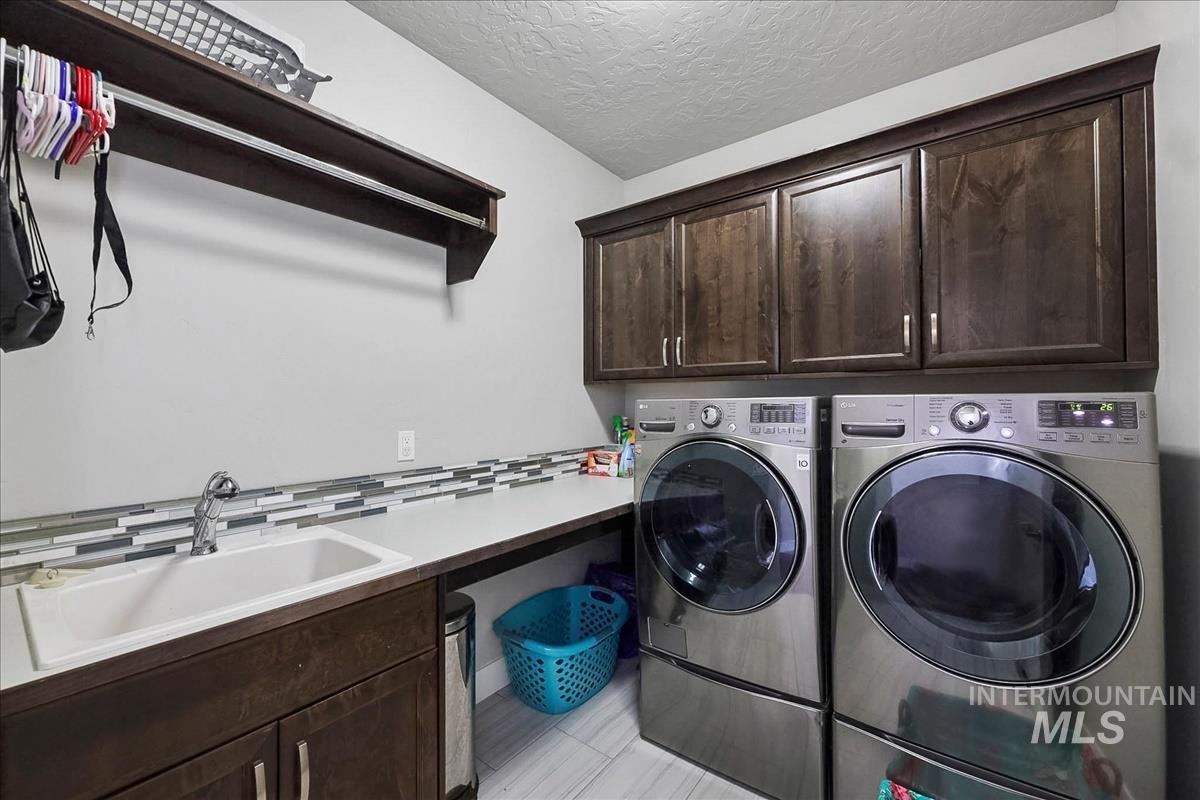 2334 N Van Dyke Property Photo 24