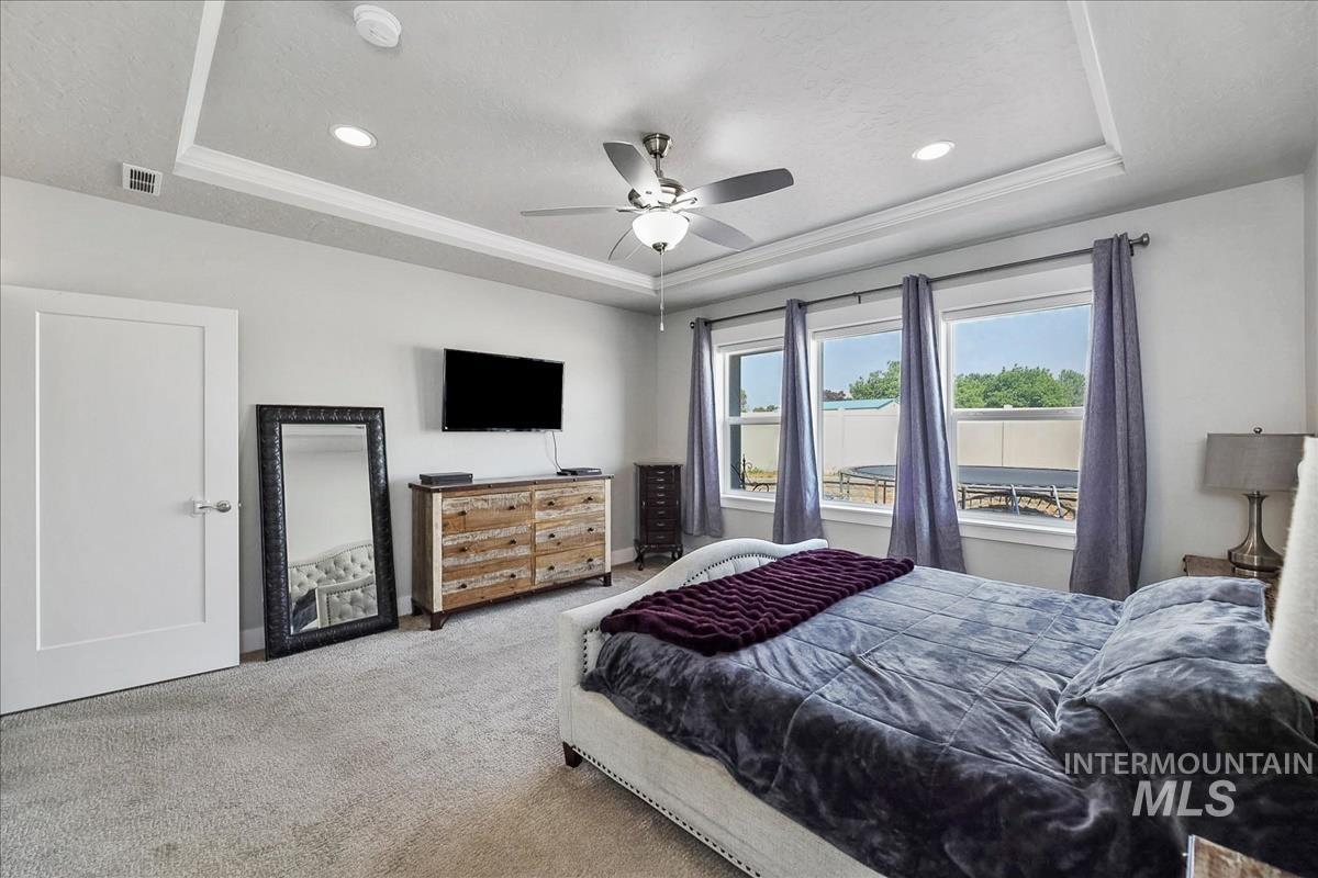 2334 N Van Dyke Property Photo 28