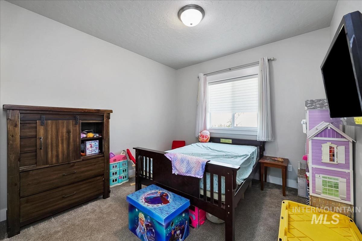 2334 N Van Dyke Property Photo 35