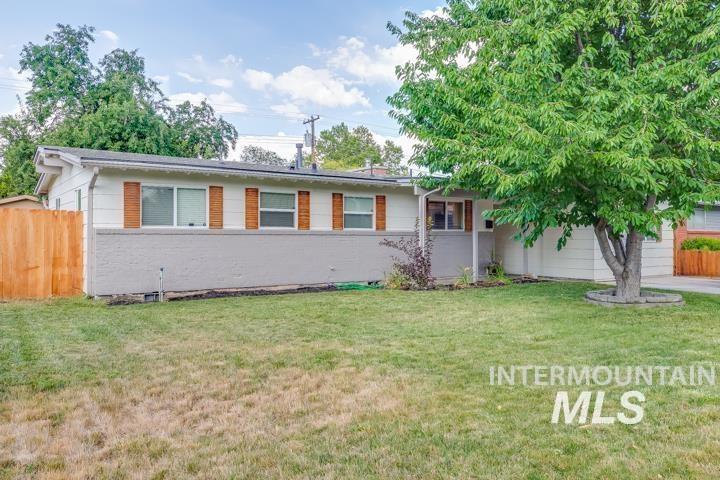 6827 W Ashland Property Photo 2