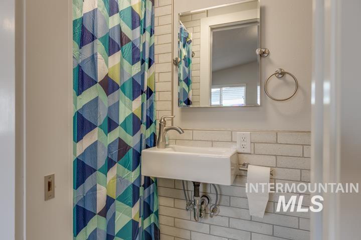 6827 W Ashland Property Photo 20