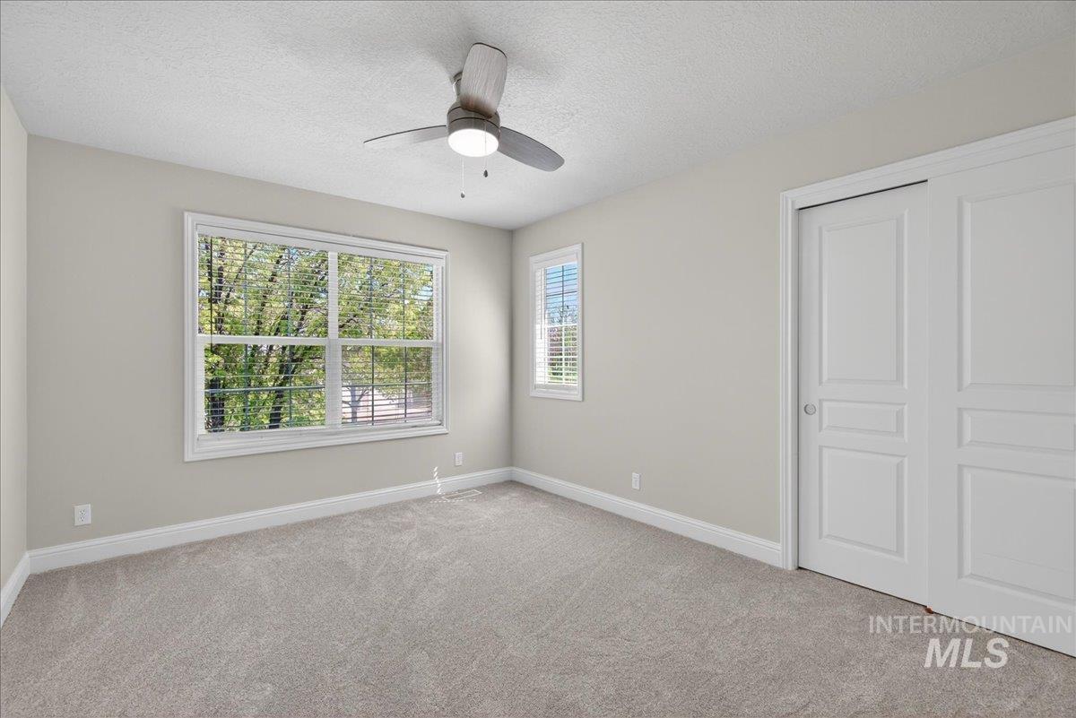12935 N Schicks Ridge Rd Property Photo 19
