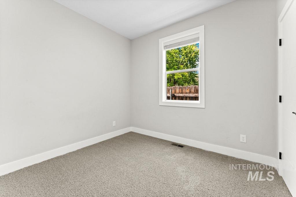 2837 W Lemhi St. Property Photo 24
