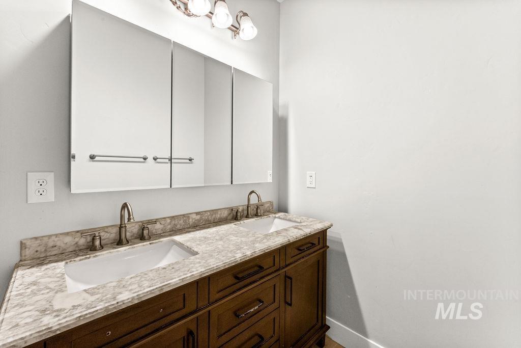 2837 W Lemhi St. Property Photo 27