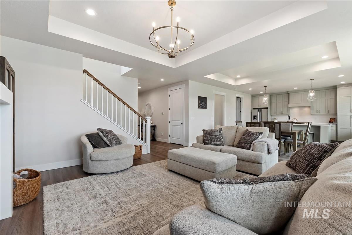 18398 Hush Creek Way Property Photo 8