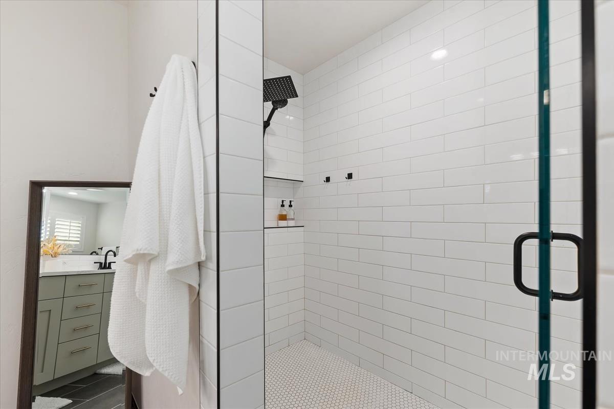 18398 Hush Creek Way Property Photo 37