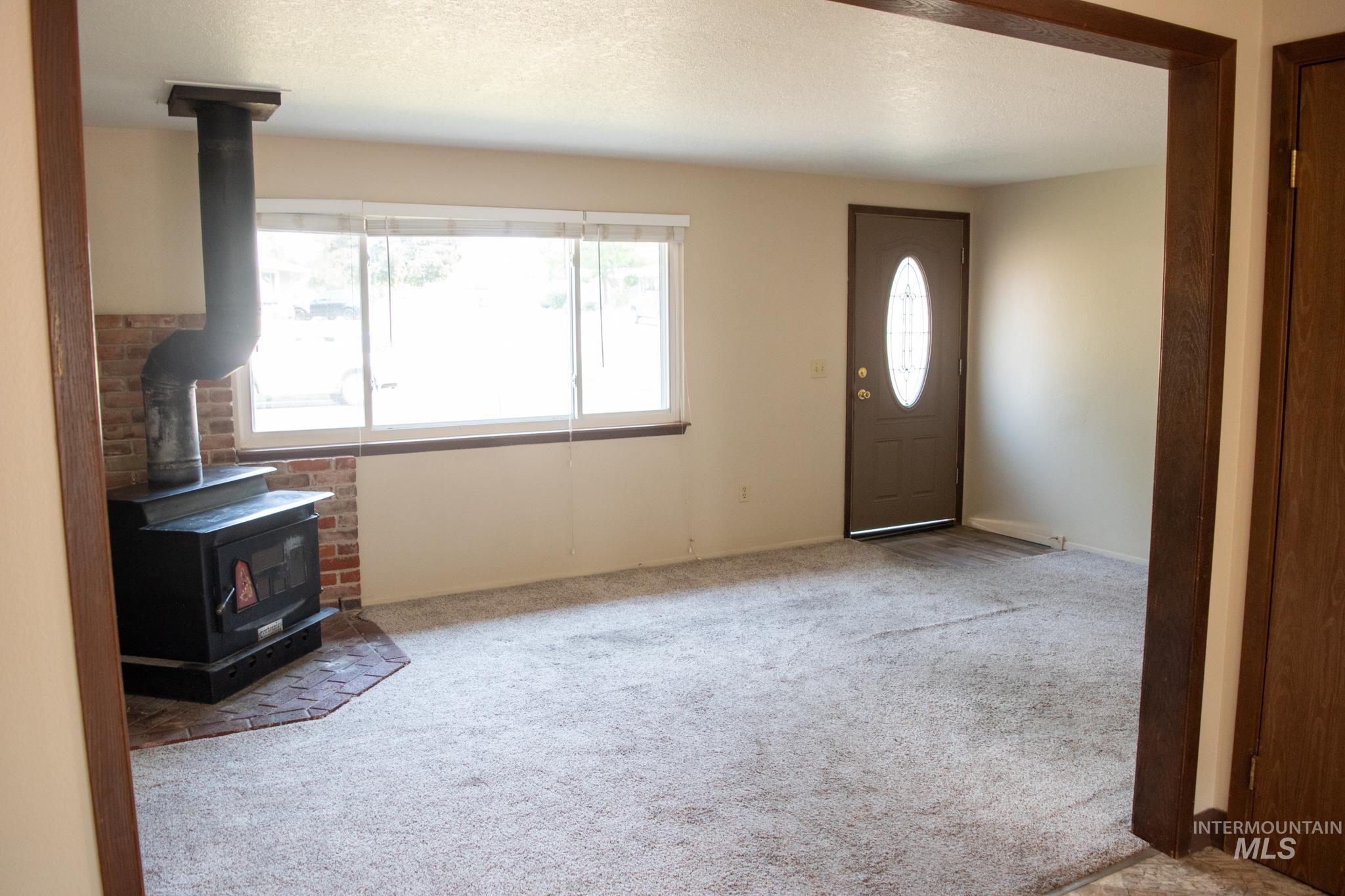 1801 W 6th Property Photo 6