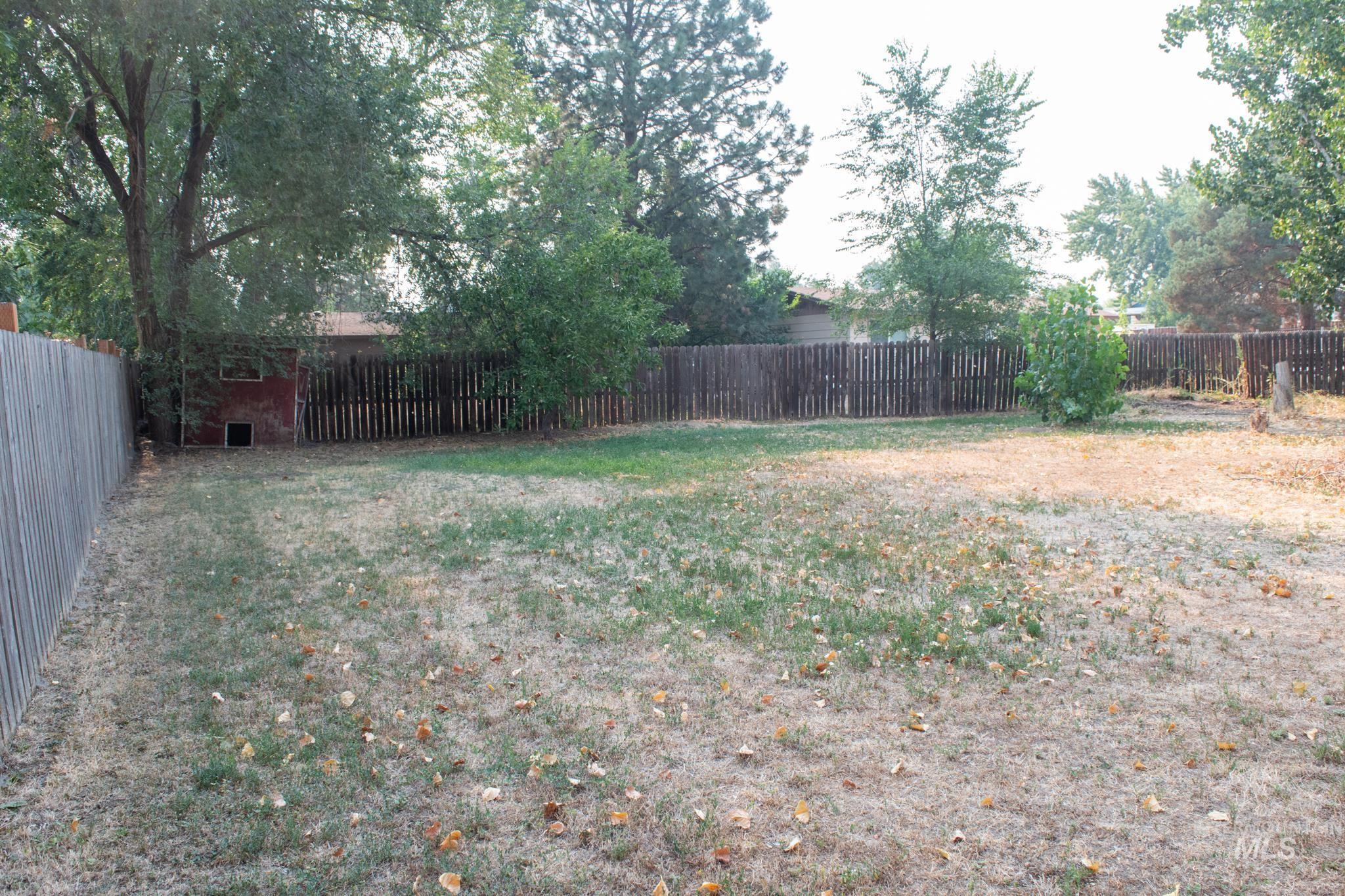 1801 W 6th Property Photo 34