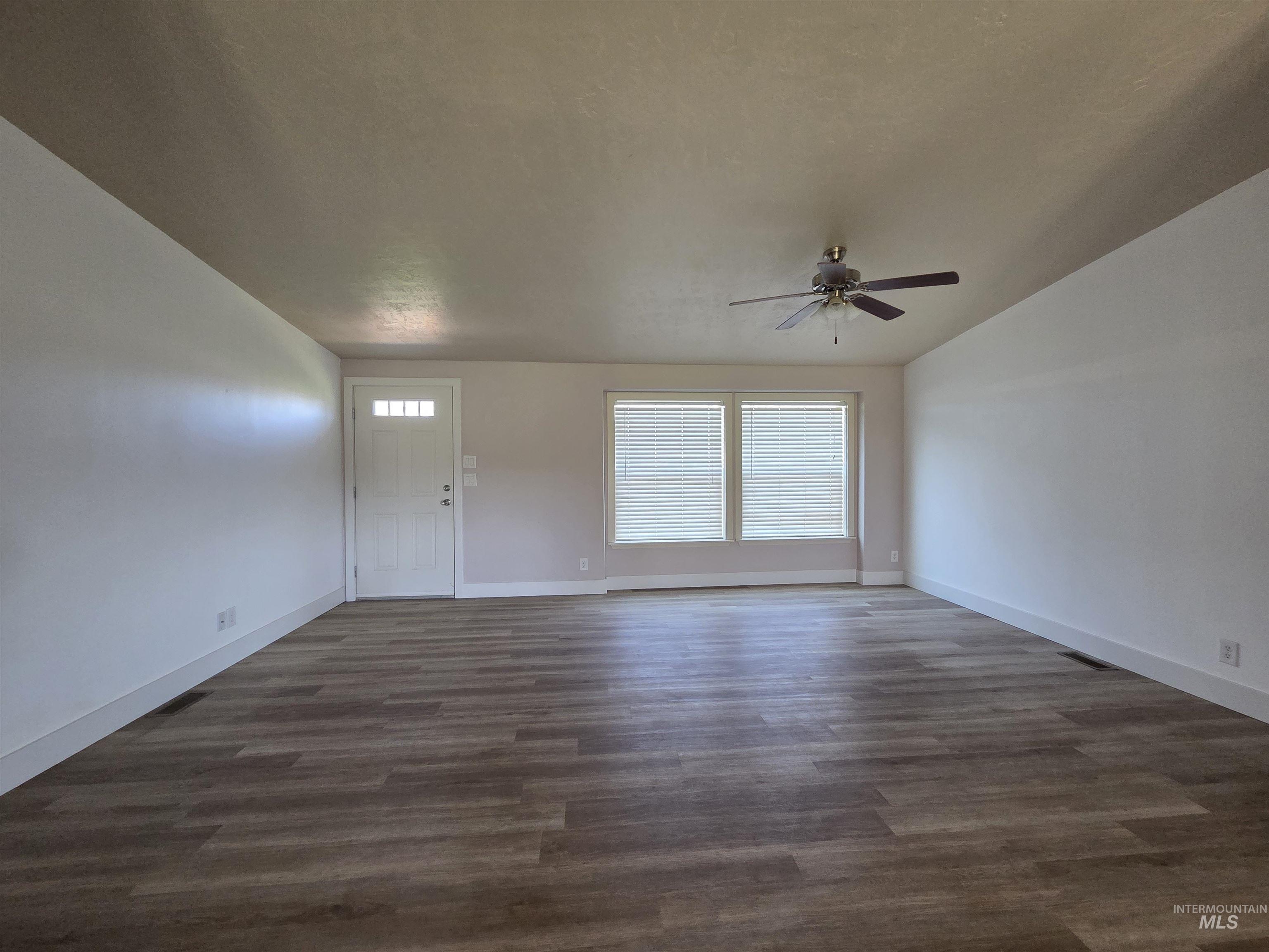 2205 Jackson Creek Rd Property Photo 40