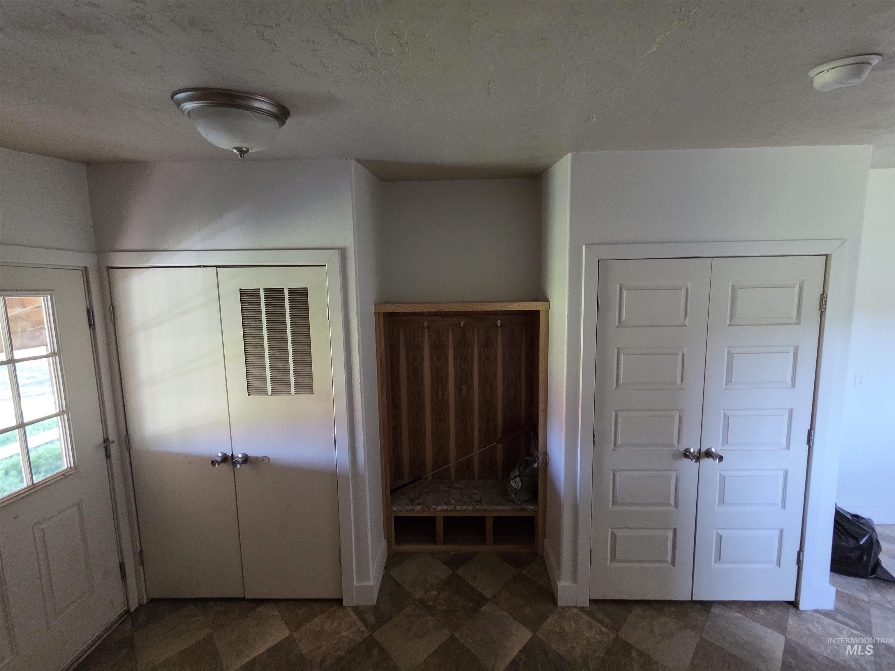 2205 Jackson Creek Rd Property Photo 49