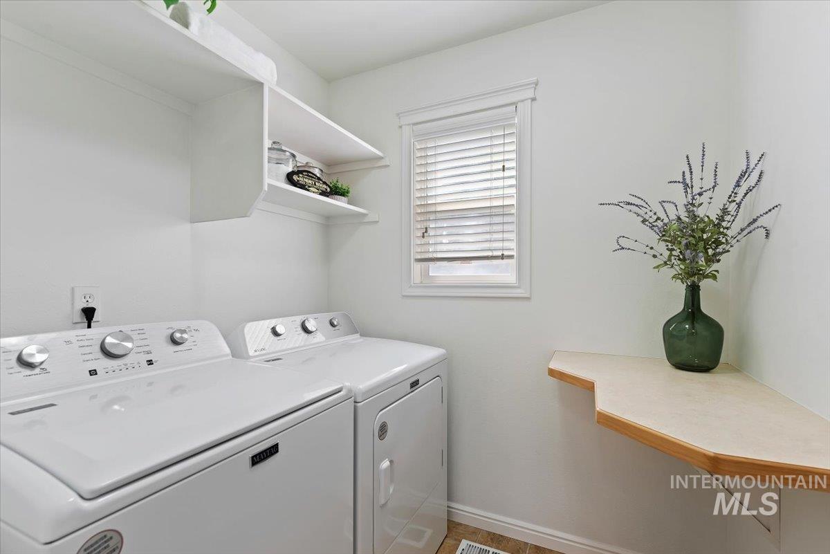 1512 S Florence St Property Photo 10