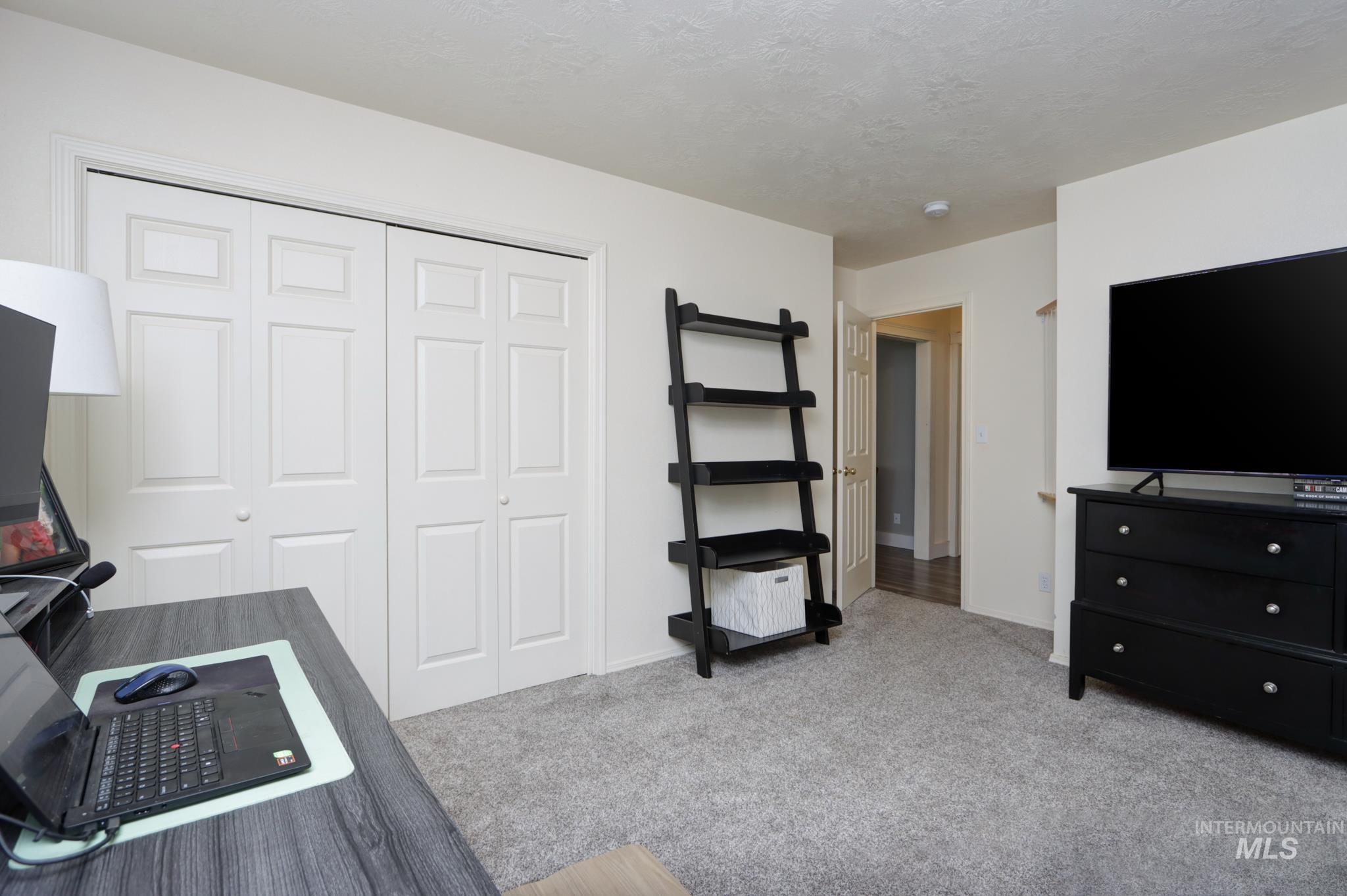 2061 Shelley Dr Property Photo 7