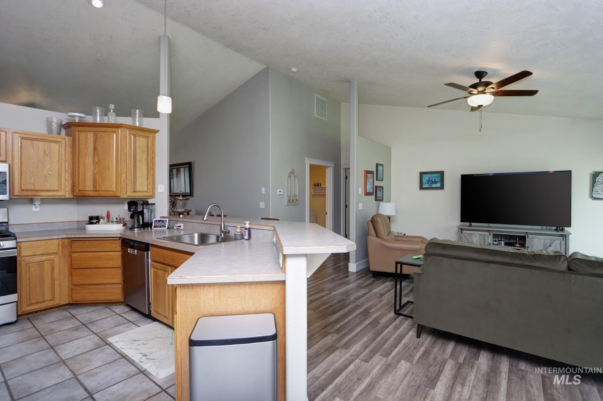 2061 Shelley Dr Property Photo 29