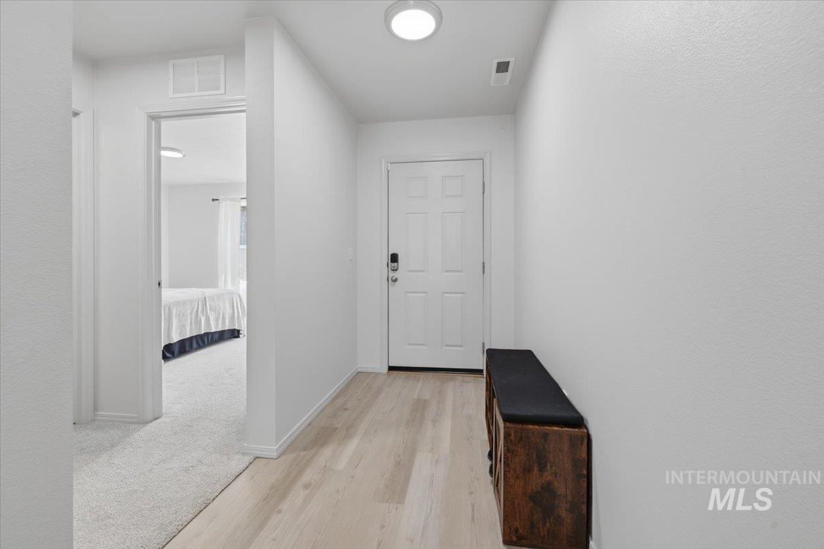 1428 Gold St Property Photo 4