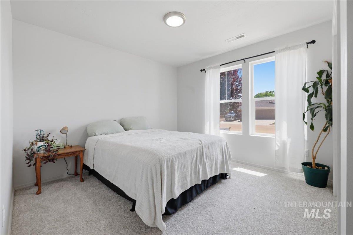 1428 Gold St Property Photo 6