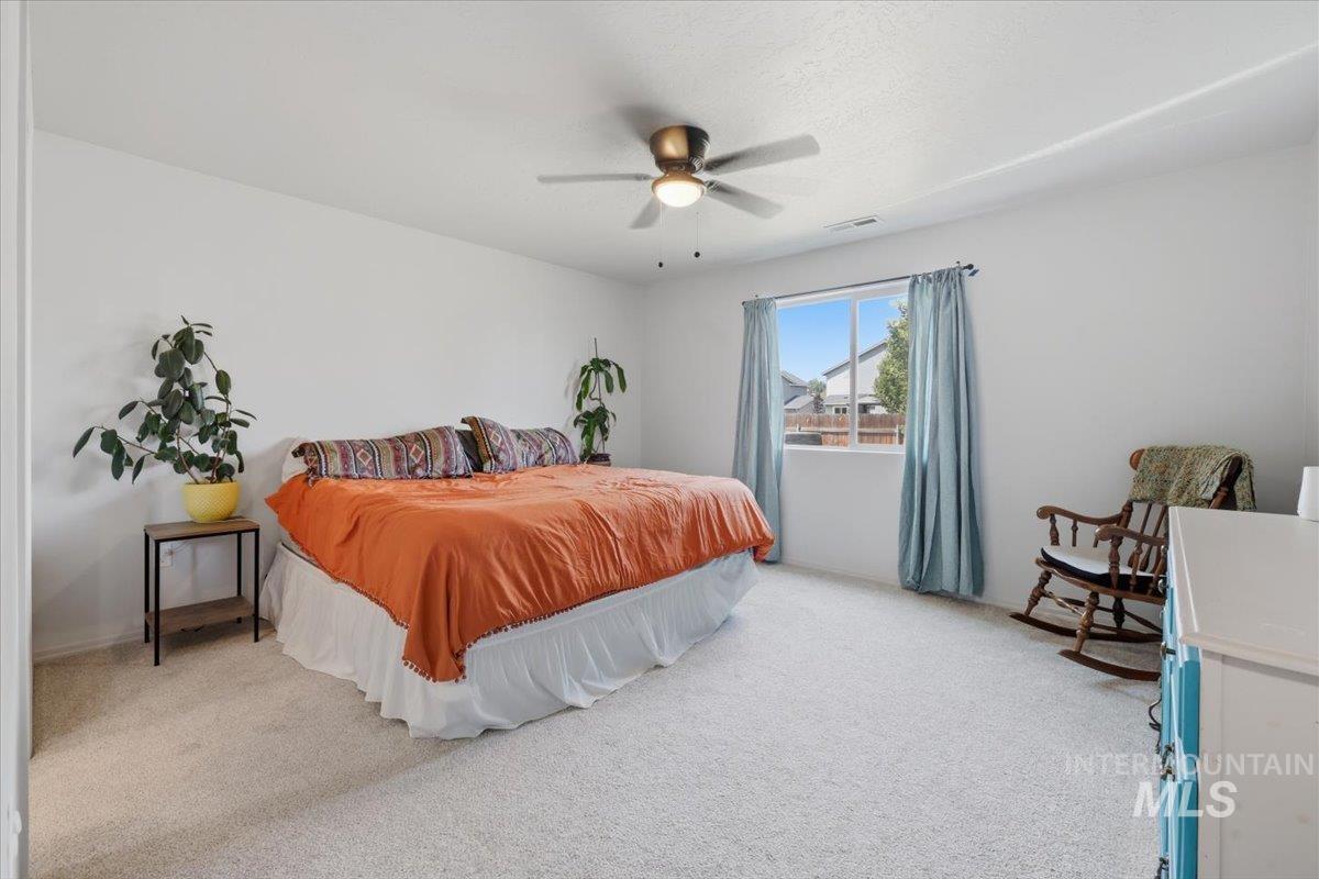 1428 Gold St Property Photo 23