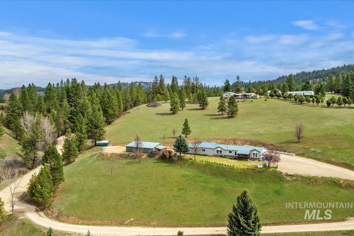 15 Granite Basin Property Photo 2