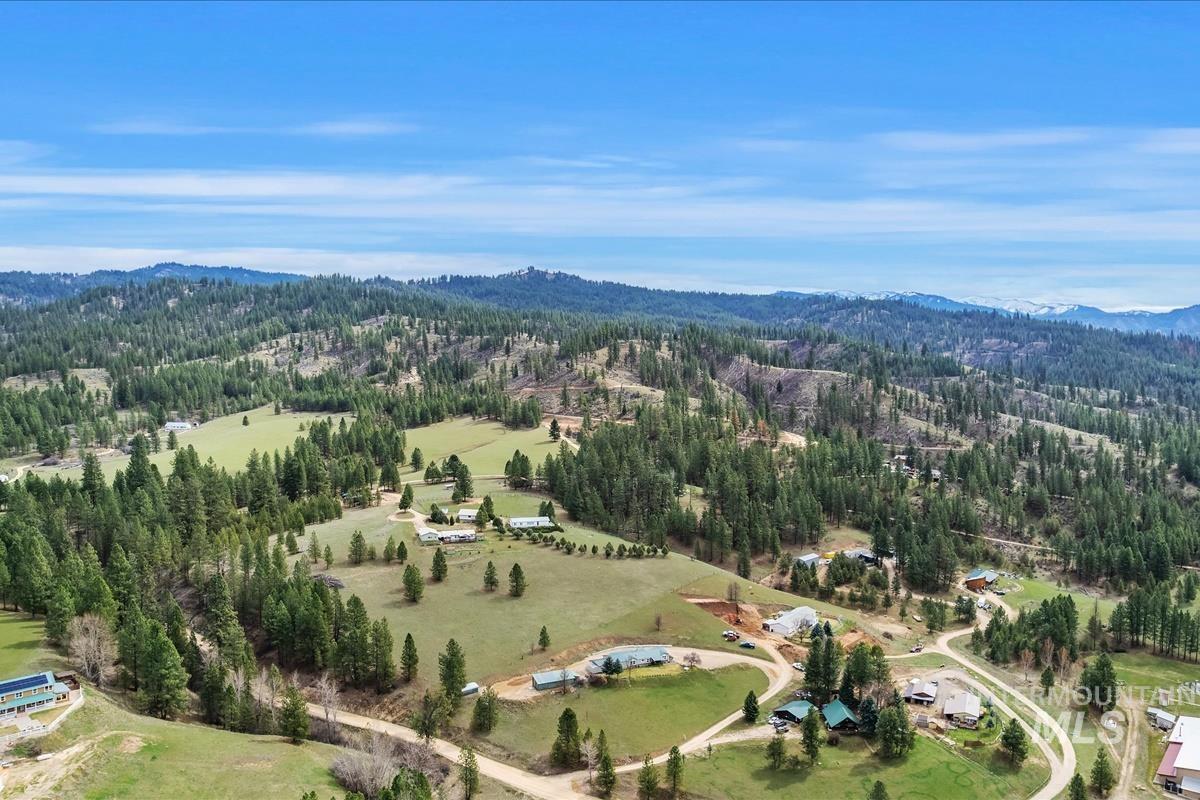 15 Granite Basin Property Photo 6