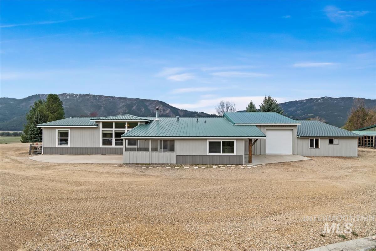 15 Granite Basin Property Photo 11