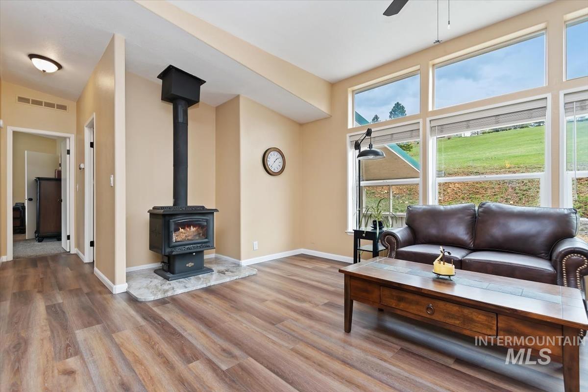15 Granite Basin Property Photo 22