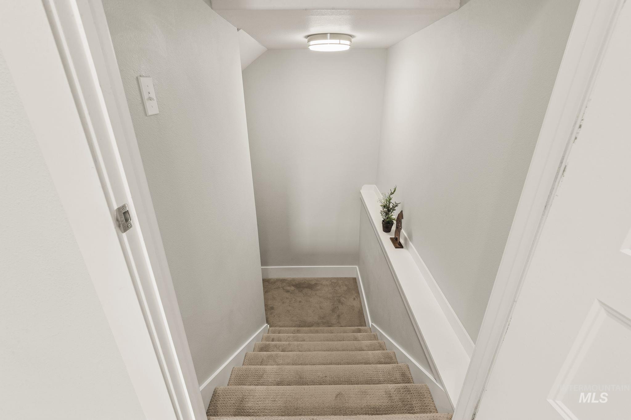 3986 Foothills Drive Property Photo 29