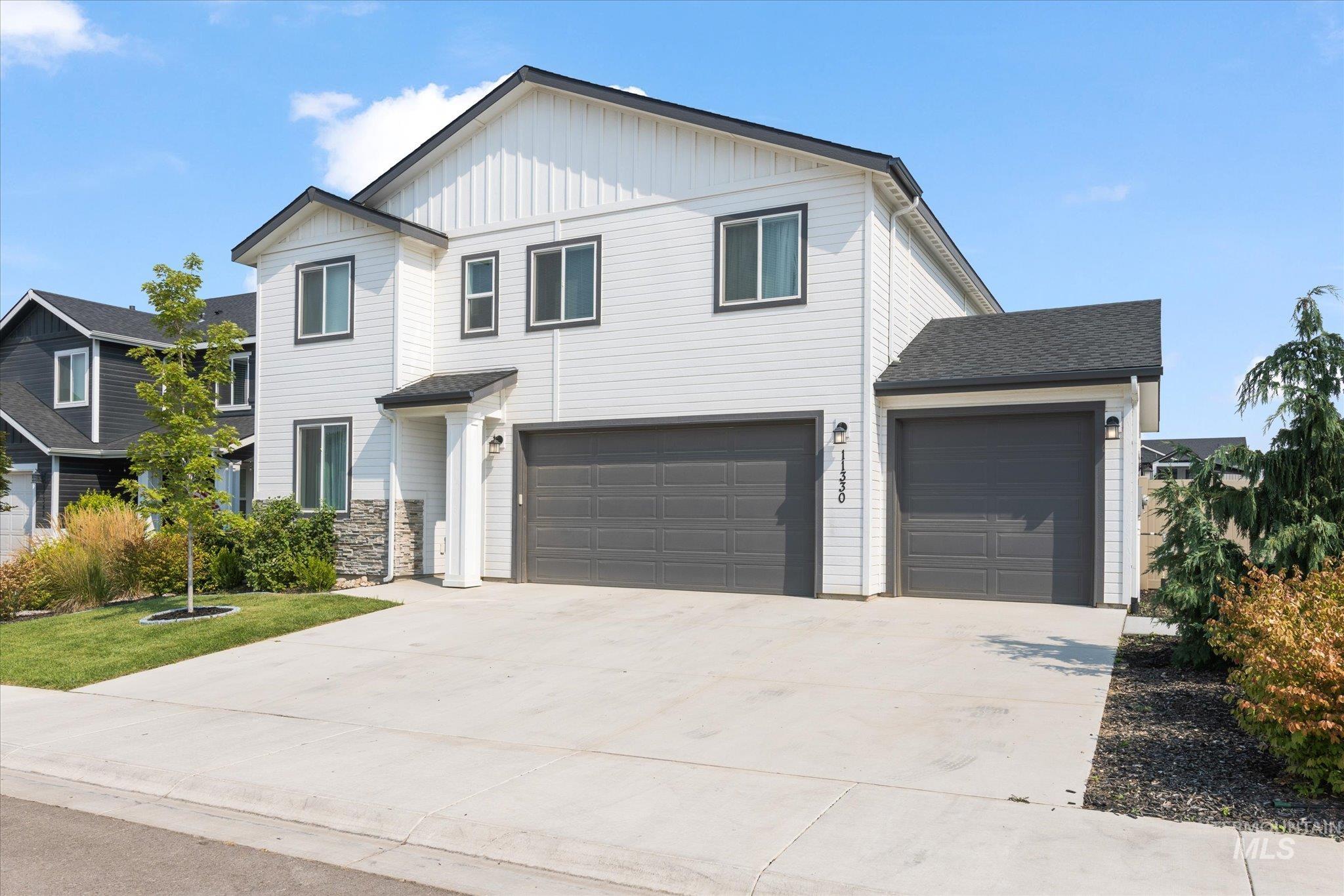 11330 Aspen Hill Dr Property Photo 1