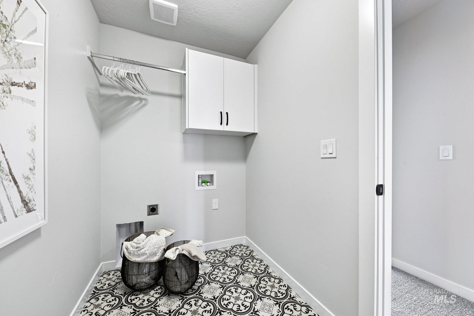 423 N Zimmerman Way Property Photo 18