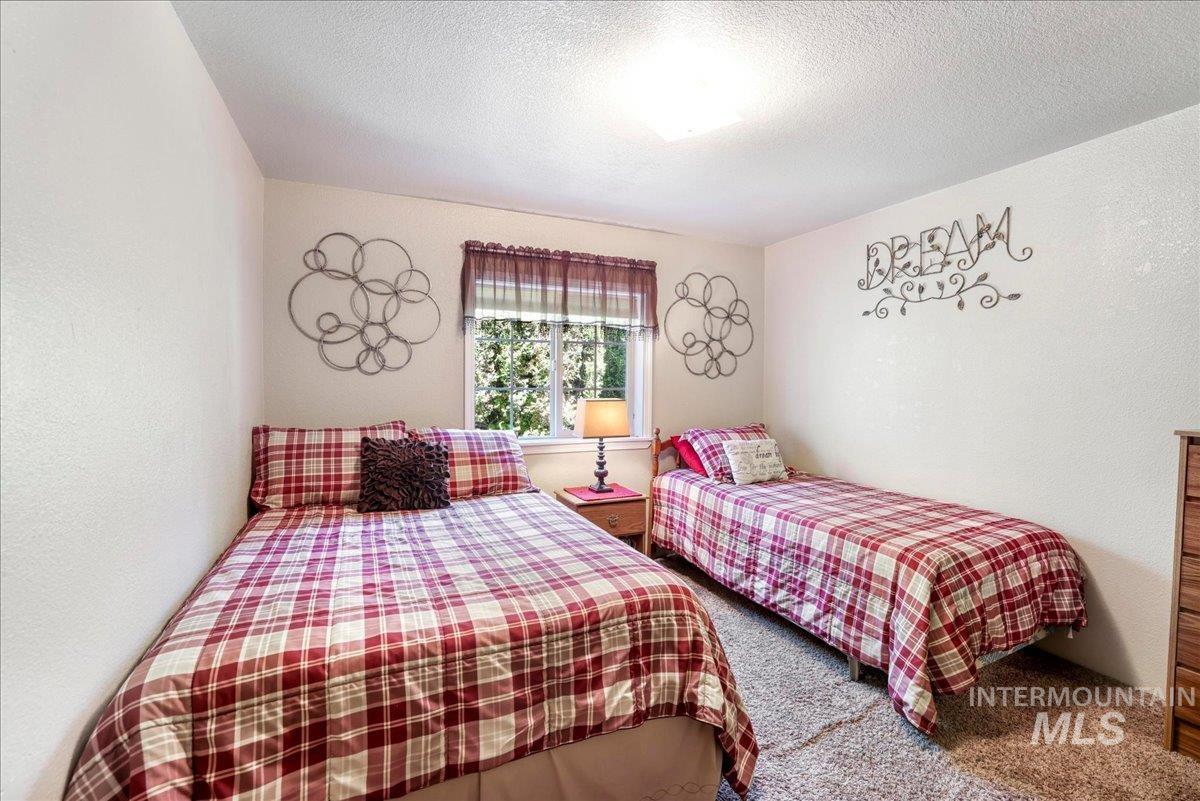 2225 E 1010 S Property Photo 23