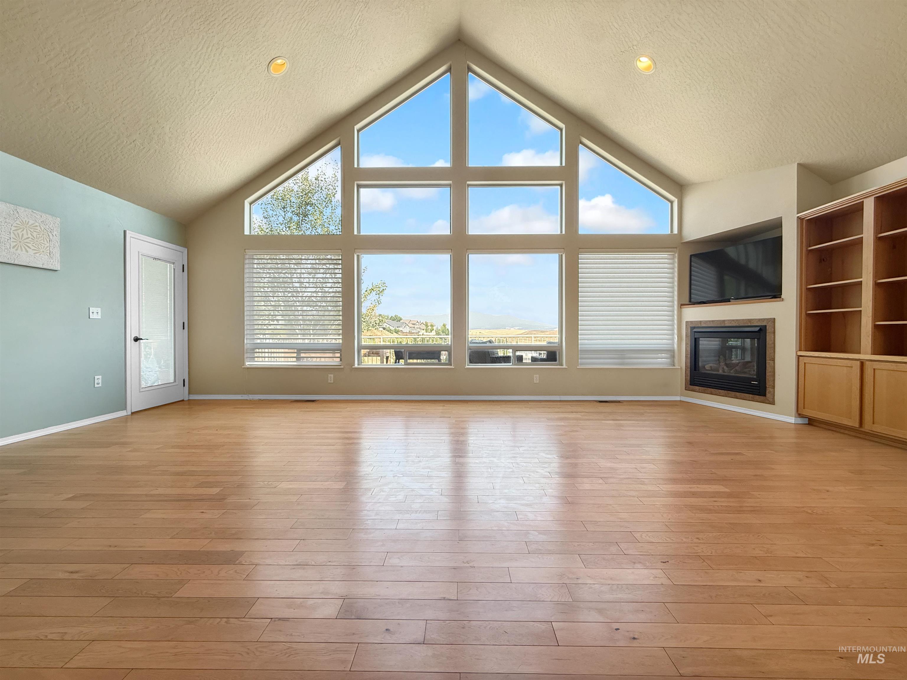 2712 Itani Drive Property Photo 4