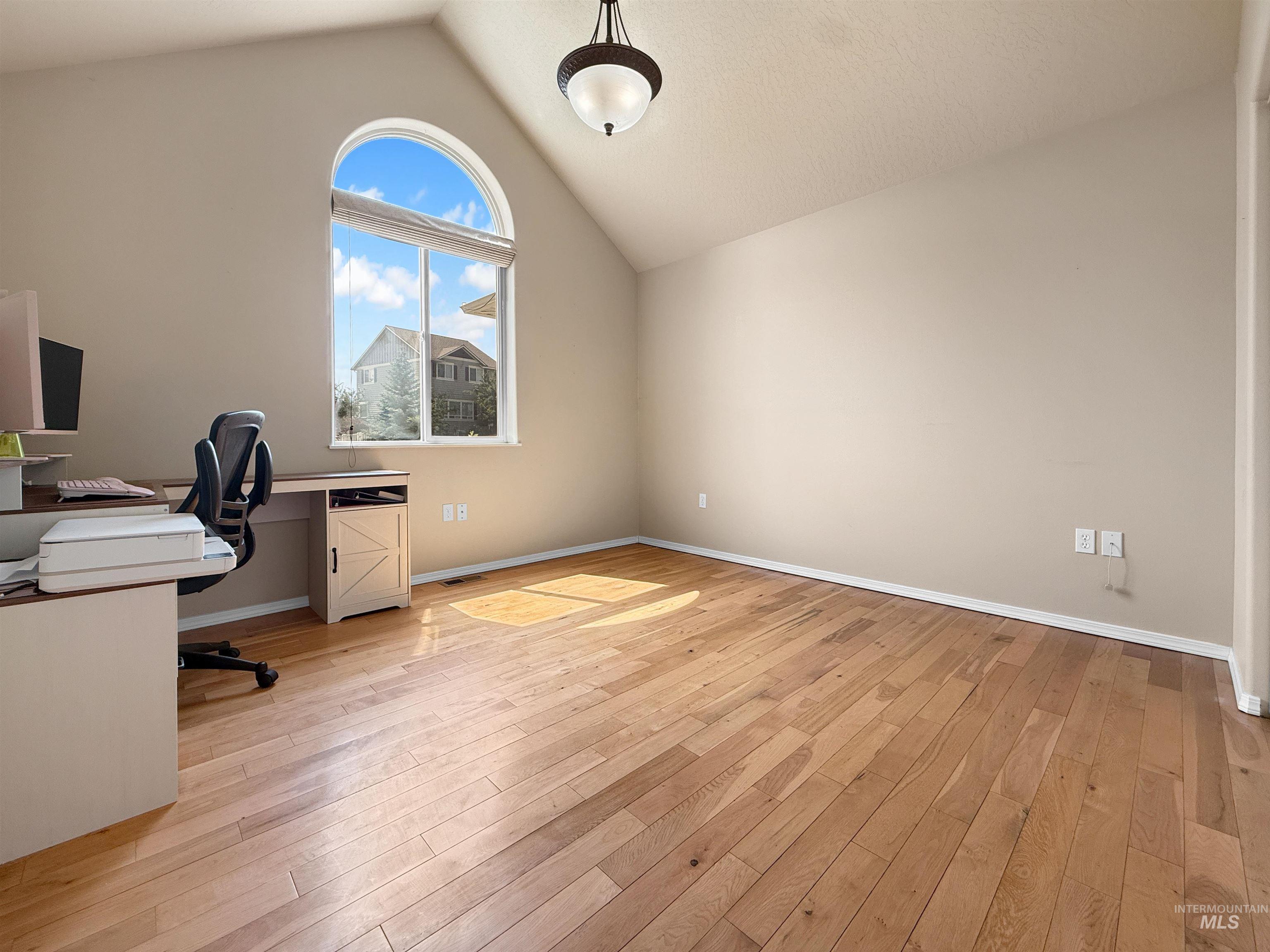 2712 Itani Drive Property Photo 13