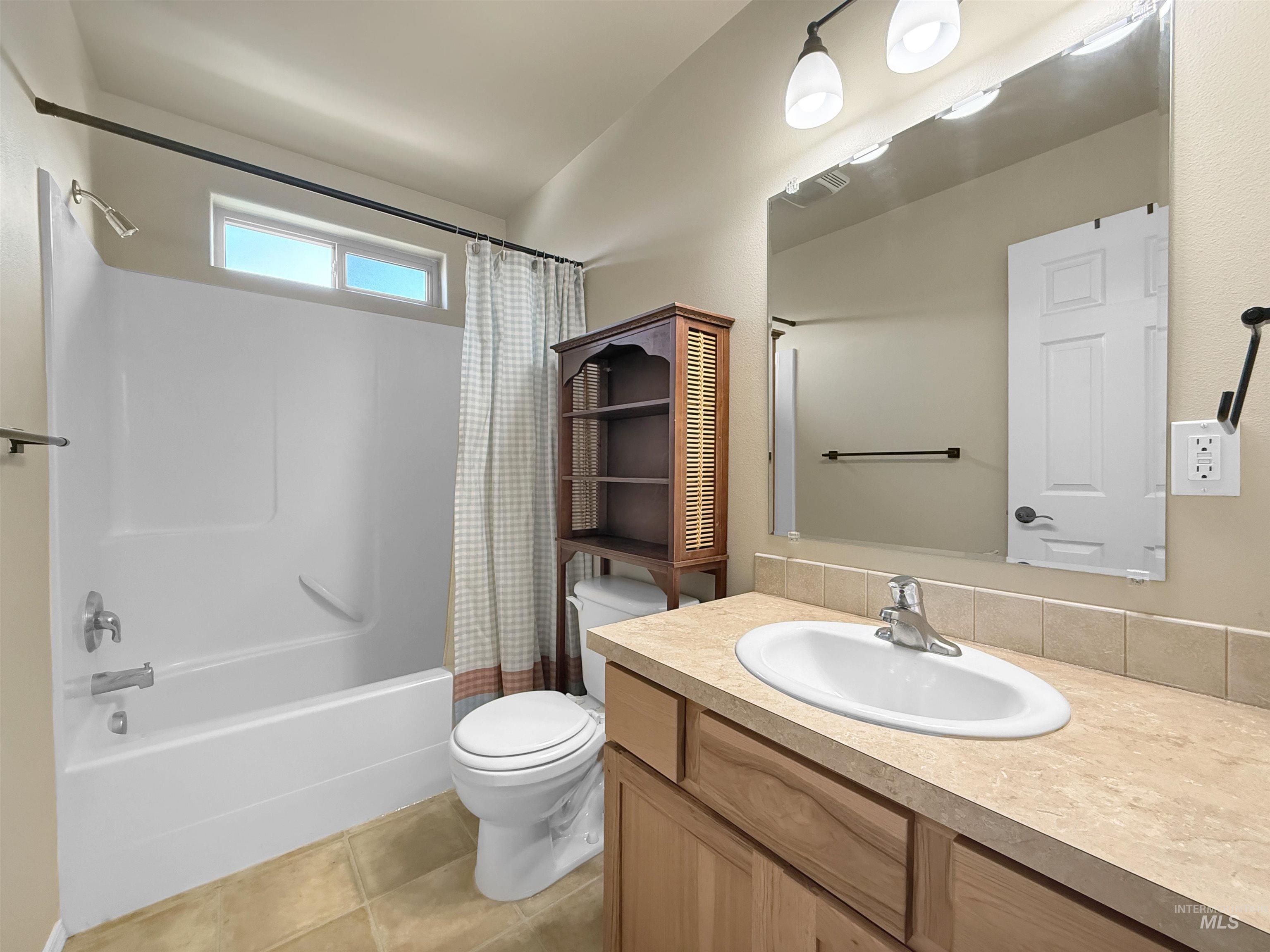 2712 Itani Drive Property Photo 17
