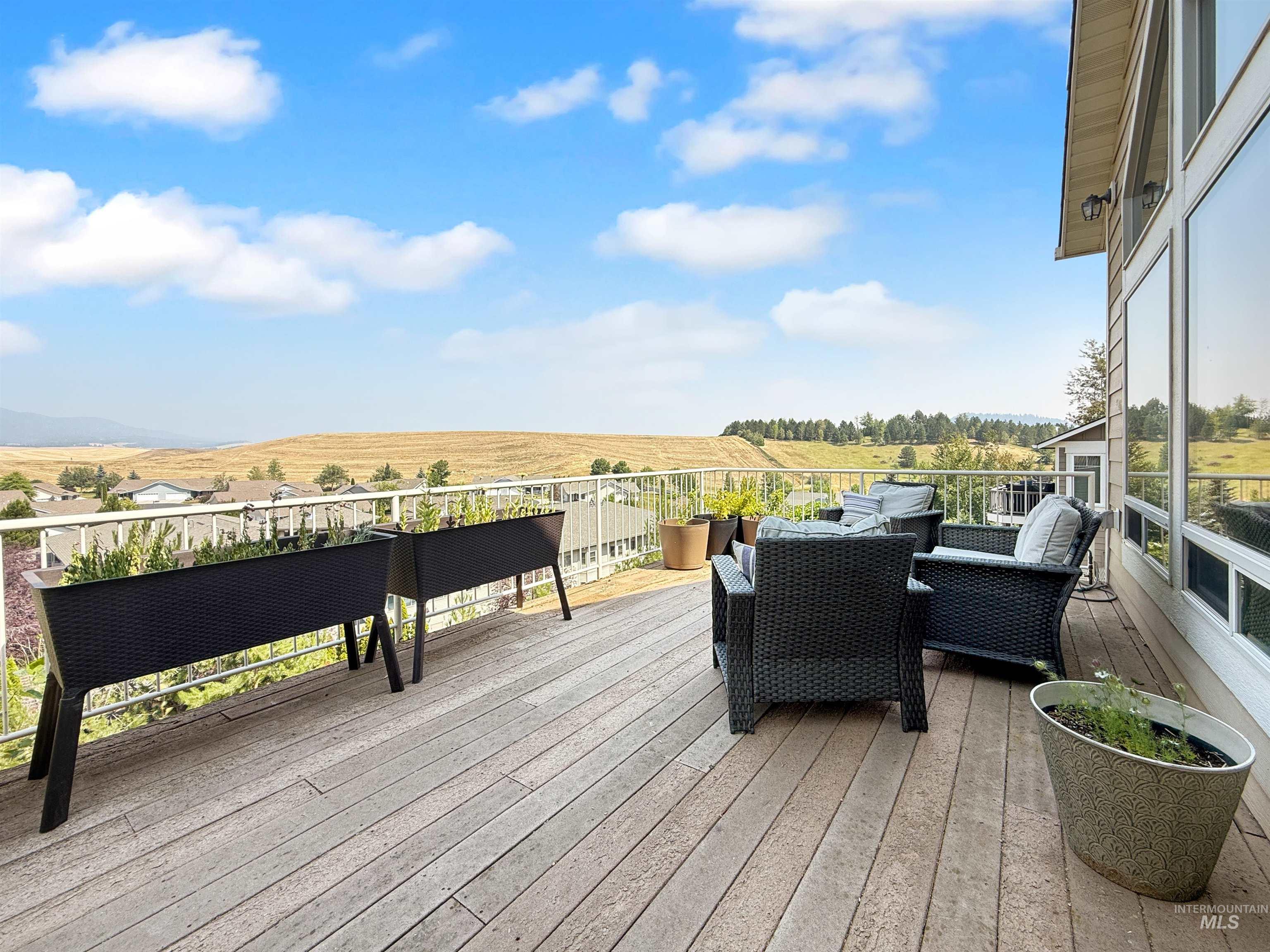 2712 Itani Drive Property Photo 25